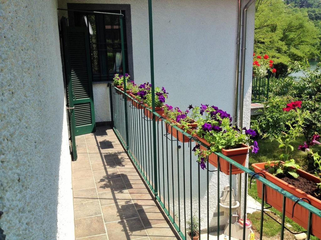 Il Fiume Azzurro Home B&B Castelletto sopra Ticino Kamer foto